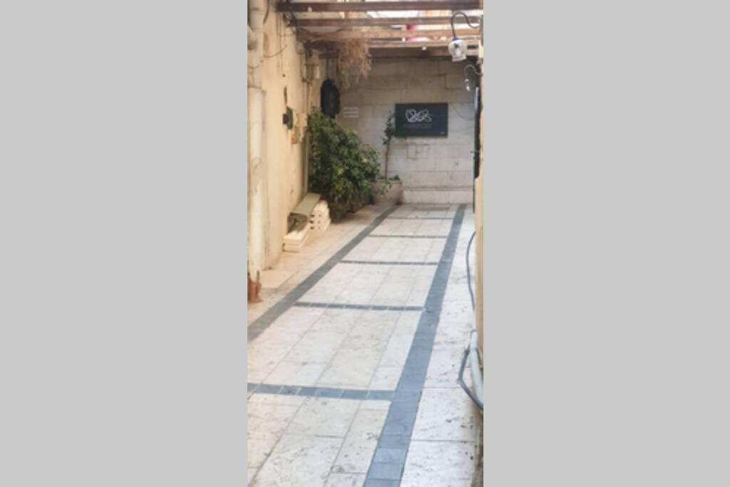 Villa Private House 5 Bdr In Mamilla Up To 12 People ! Jerusalén Exterior foto